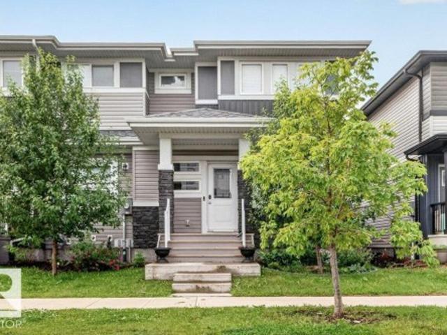 1064 Cy Becker Road Nw, Edmonton, AB, T5Z 0J1 house for sale | Listing ID E4500 | Royal LePage