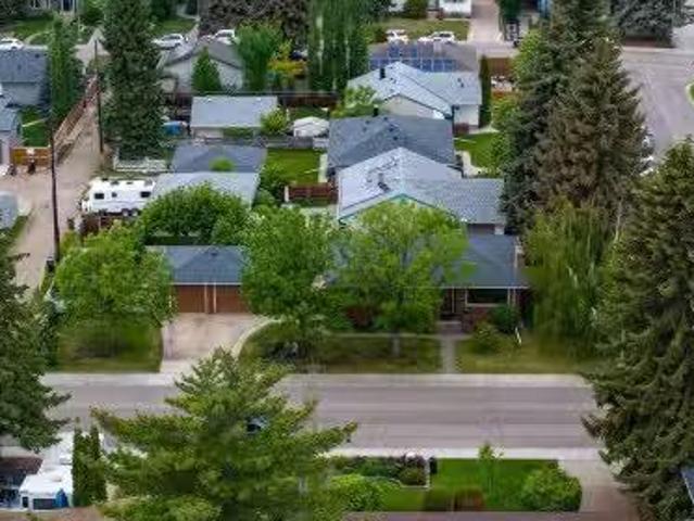 Edmonton, AB, T6A 2S2 house for sale Listing ID E4491953