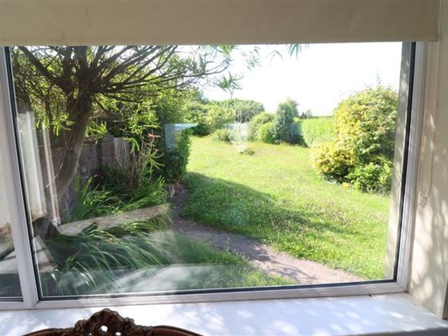 Eden Harbour, Camden Road, Crosshaven, Cork Dennehy Auctioneers 4804 MyHome. Ie Residential