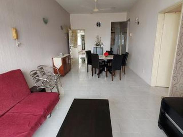 Eden Seaview Condo nice unit Batu Ferringhi