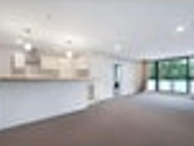 Eden Terrace, 3 bedrooms, $900 pw