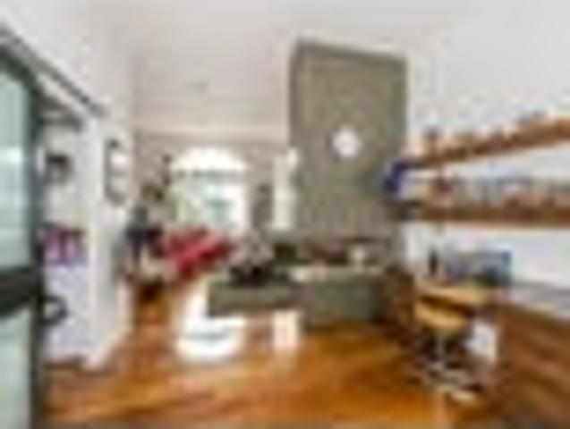 Eden Terrace, 3 bedrooms, $950 pw