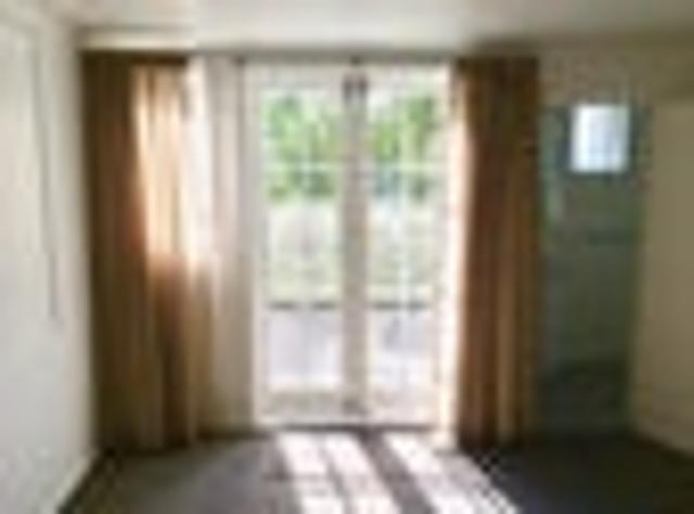 Eden Terrace, 1 bedroom, $440 pw
