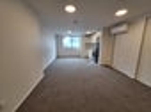 Eden Terrace, 1 bedroom, $420 pw