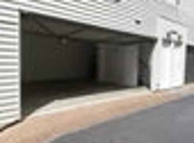 Eden Terrace, 2 bedrooms, $650 pw