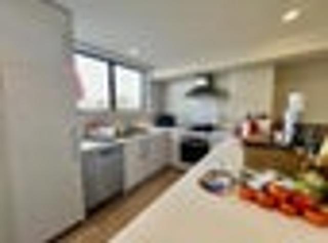 Eden Terrace, 2 bedrooms, $695 pw
