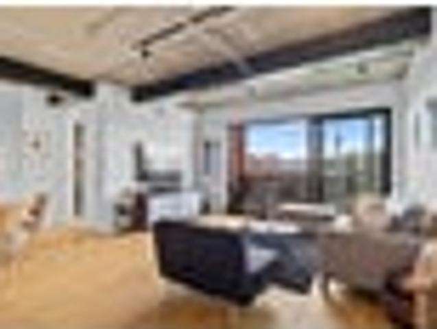 Eden Terrace, 2 bedrooms, $850 pw