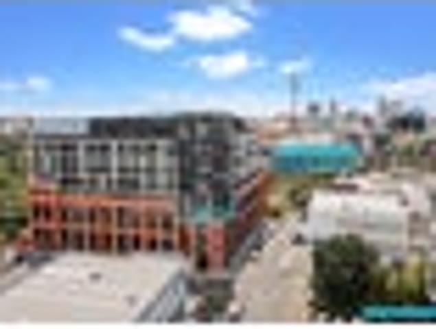 Eden Terrace, 2 bedrooms, $850 pw