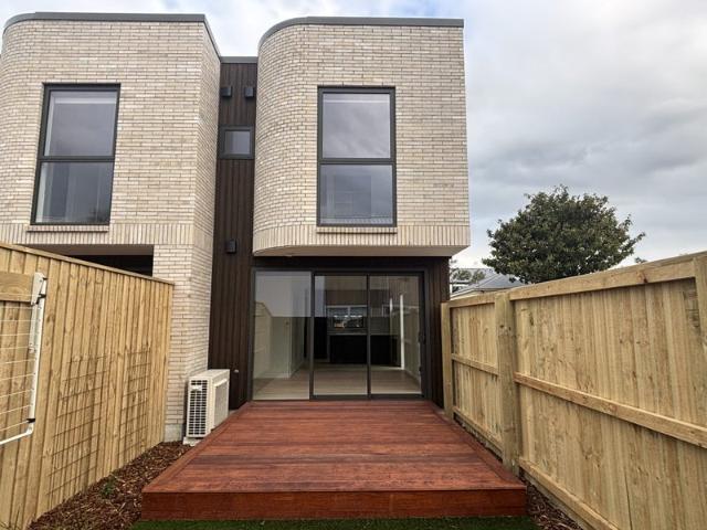 edgeware, 2 bedrooms