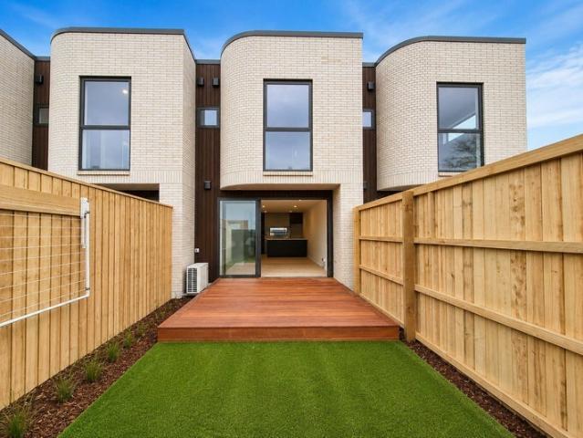 edgeware, 2 bedrooms
