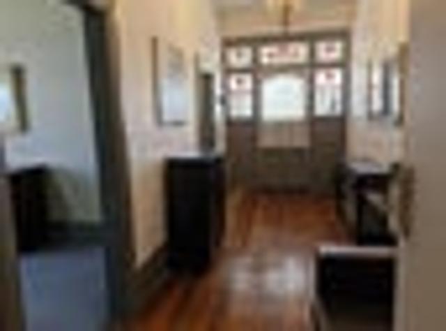 Edgeware, 2 bedrooms, $495 pw