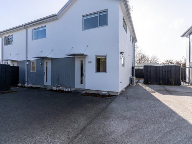 edgeware, 2 bedrooms
