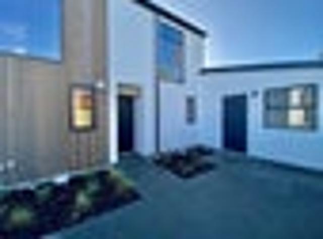 Edgeware, 2 bedrooms, $560 pw