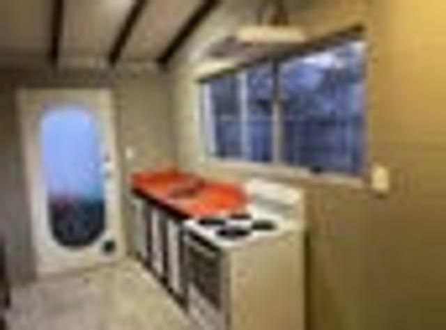 Edgeware, 2 bedrooms, $500 pw
