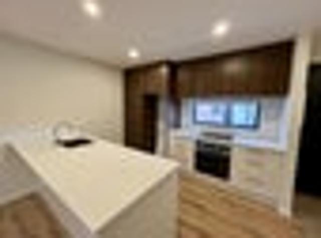 Edgeware, 2 bedrooms, $530 pw