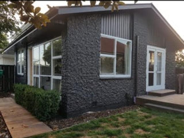 edgeware, 2 bedrooms