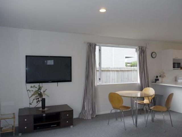 Edgeware, 2 bedrooms