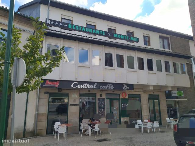 Edifcio em Macedo de Cavaleiros, Bragana