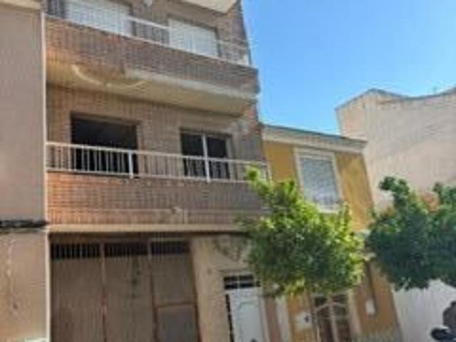 EDIFCIO EN JAVALI NUEVO