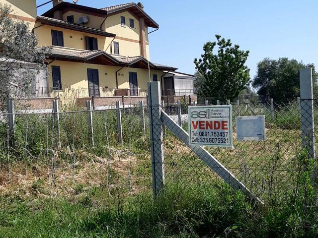 Edificabile in vendita a Mosciano Sant'Angelo