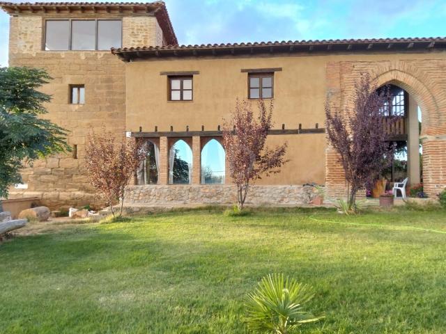 Edificio 5 dormitorios 727.00 m2 727m² Valdunquillo