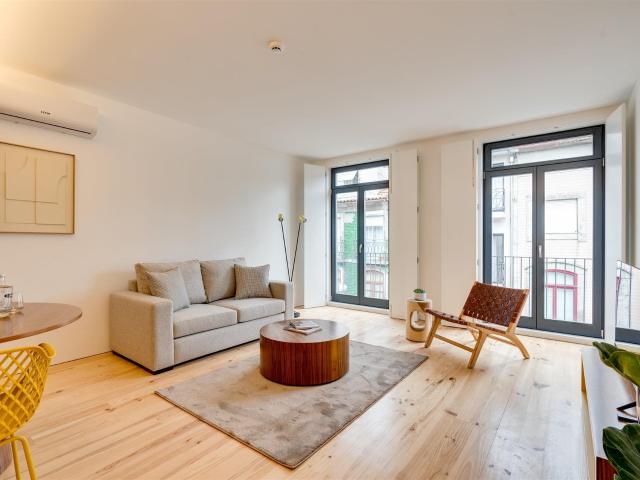 Edifício 8 Apartamentos Rua do Almada 282m² Cedofeita, Santo Ildefonso, Sé, Miragaia, São Nicolau e Vitória