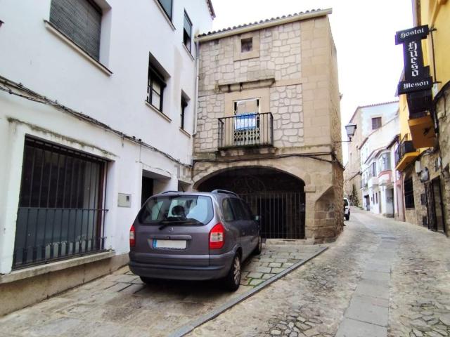 Edificio, Trujillo