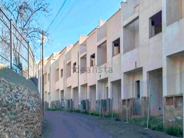 Edificio, Ugijar