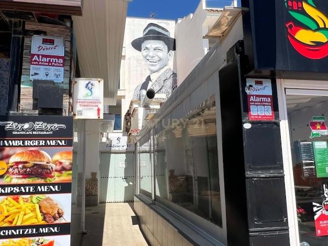 EDIFICIO USO MIXTO EN VENTA EN PASEO MARÍTIMO DE LA CARIHUELA, TORREMOLINOS. MALAGA