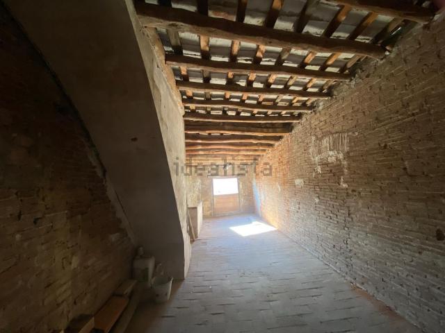 Edificio, Valls