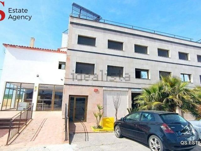 Edificio, Vidreres