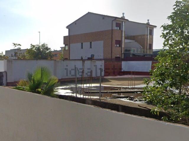 Edificio, Zona Pau Lledó, Castellón de la Plana / Castello de la Plana
