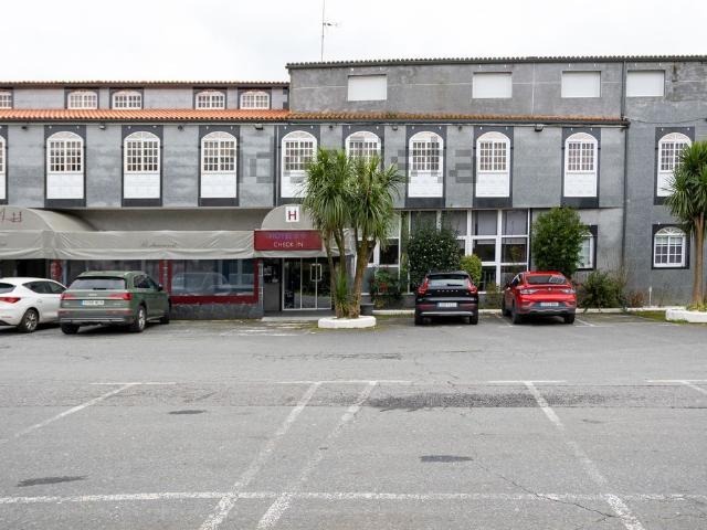 Edificio, A Estrada