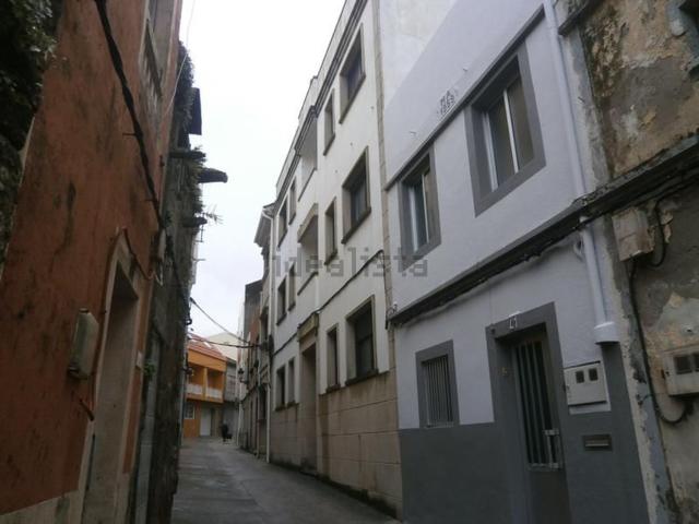 Edificio, A Guarda