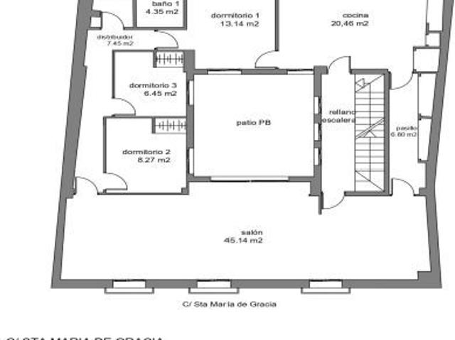 Edificio a la venta en buen estado en el barrio de San Andrés. Tres plantas más cubierta y patio