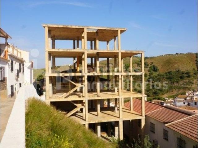 Edificio, Almáchar