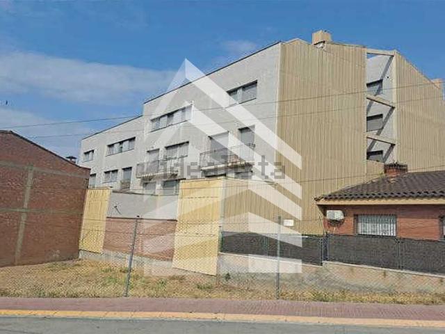Edificio, Alcarrás