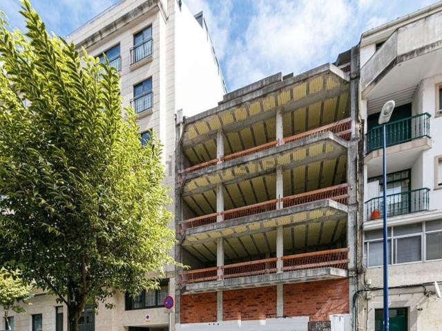 Edificio, As Travesas Balaídos, Vigo
