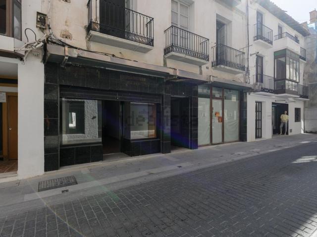 Edificio, Baza