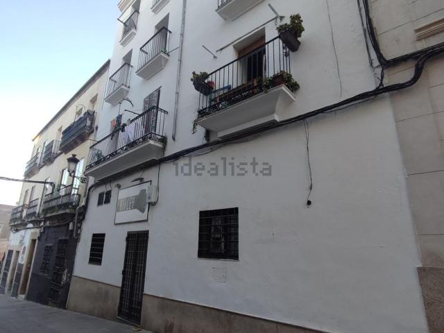 Edificio, Cáceres