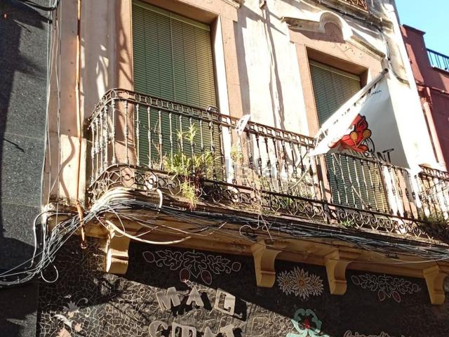 Edificio, Calella