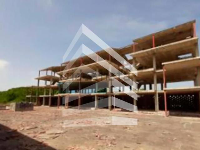 Edificio, Calonge
