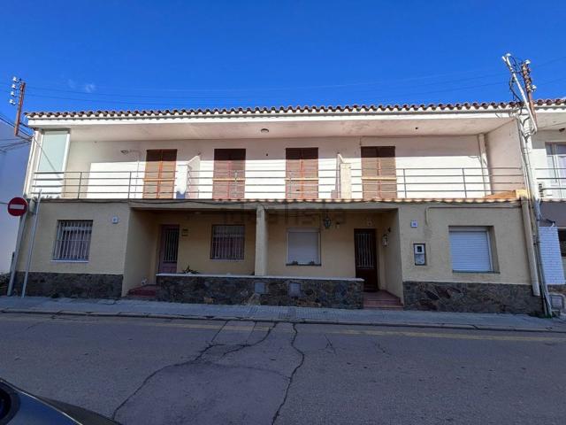 Edificio, Calonge