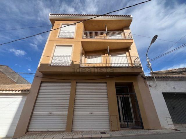 Edificio, Cañada
