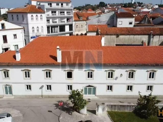 Edifício Centenário situado na zona centro | 26063608045