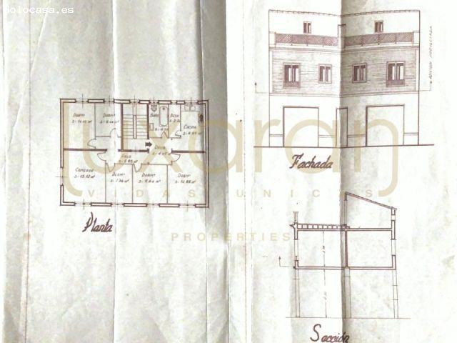Edificio céntrico de 400 m2 ideal para familias o inversionistas