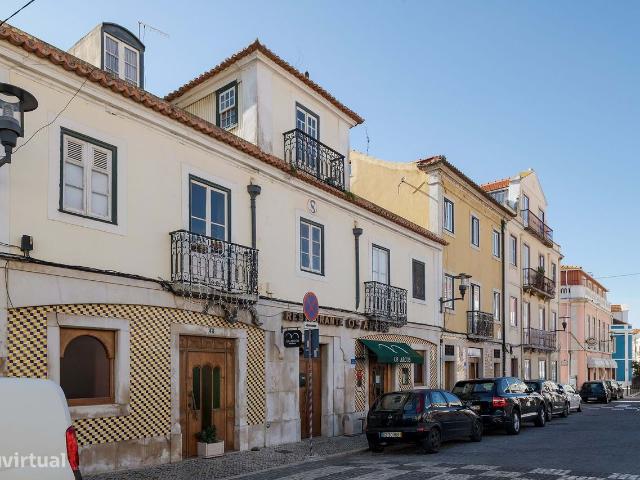 Edificio com vista mar para venda em Pao de Arcos