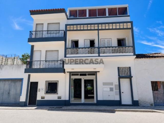 Edifício Comercial, Restaurante e Residencial com Licença de Alojamento Local, Algoz, Silves