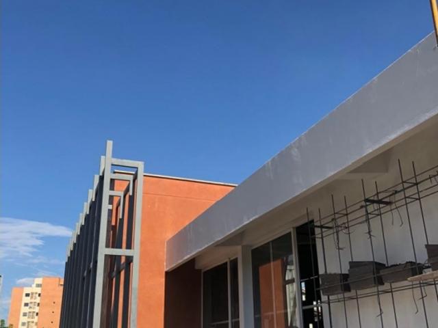 Edificio comercial, Urb. Del Este
