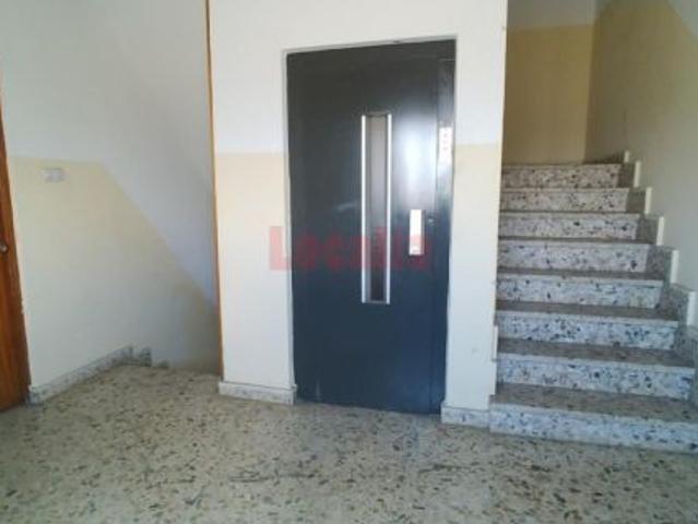 Edificio comercial y de oficinas en venta, Santander